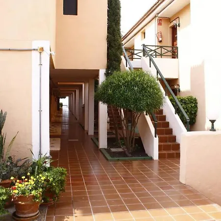 Bright Apt, Terrace,heated Pool. Lejlighed *